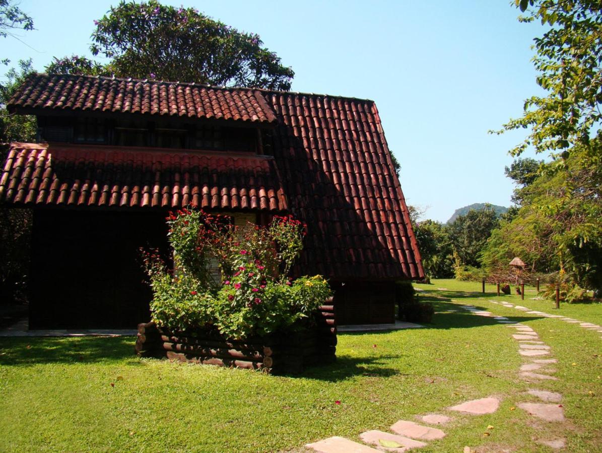 Pousada Recanto Das Aves Hotel Iguape Buitenkant foto